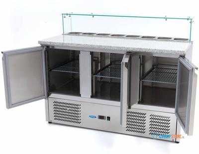 Maxima Pizzawerkbank - 137 cm - 3 Deuren - 8 X 1/6 GN - incl. Glazen Afdekking - 09400208