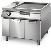 Electric Griddle ½ Smooth ½ Ribbed On Cabinet With Door, Two-Sided Panel Control, Virtus VS110100FTRE