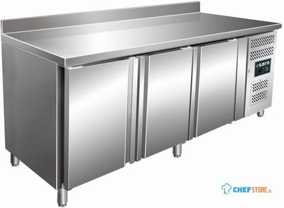 SARO Koelwerkbank met 3 Deuren en Opstaande Rand Model SNACK 3200 TN 1