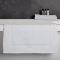 Mitre Essentials GT750 Capri Bath Mat White