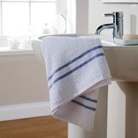 Mitre Comfort GW391 Sports Towel White Large