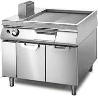 Gas Griddle ½ Smooth ½ Ribbed On Cabinet With Door, Two-Sided Panel Control, Virtus VS110100FTRG