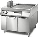 Gas Griddle Chromed ½ Smooth ½ Ribbed On Cabinet With Door, Two-Sided Panel Control, Virtus VS110100FTRGC