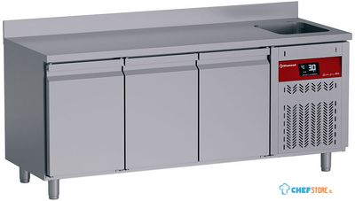 Diamond DT178/P9H-DV Geventileerde koelwerkbank met "achterwand", 3 deuren GN 1/1, 405 Lit. met spoelbak