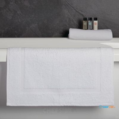 Mitre Essentials GT750 Capri Bath Mat White