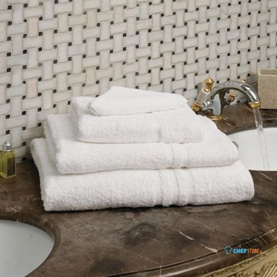 Mitre Essentials GT751 Capri Bath Sheet White