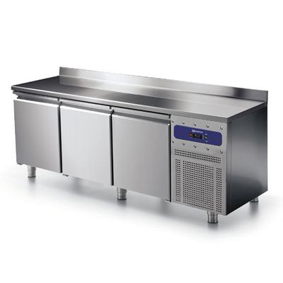 Freezer Counter 600 mm 3 Doors 430x325 Mm - -10°/-20°C - BNB0184 1